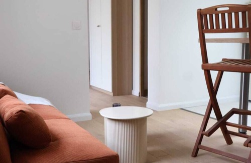 Neuilly-sur-Marne House | Dependency on 19 between Paris and Disney