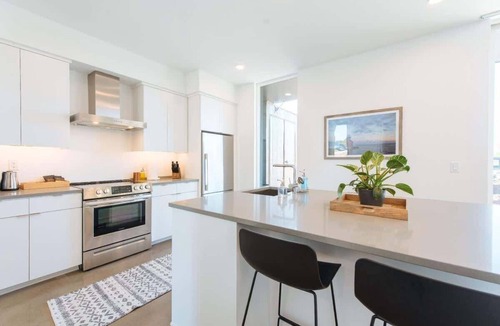 Egg Harbor House | Designer Townhome · Walk to Egg Harbor · Firepit