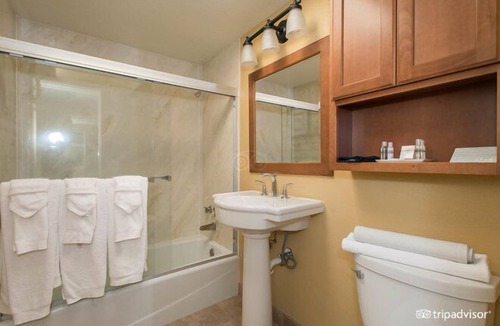 Araby Commons House | Diamond - Desert Isle of Palm Springs - 2BD