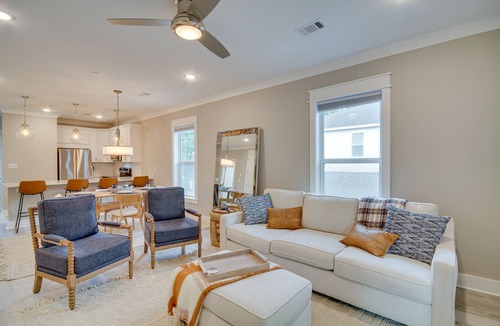 Diamondhead Condo | Diamondhead Retreat w/Deck, Pool & Golf!