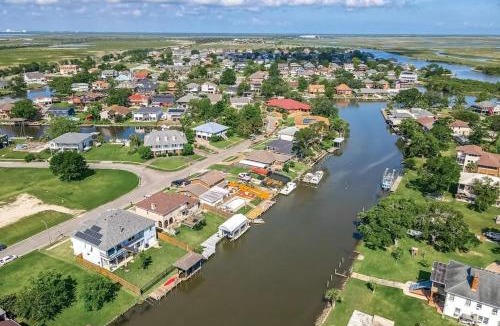New Orleans East Area Bed & Breakfast | Dirty South Bayou Bed & Breakfast