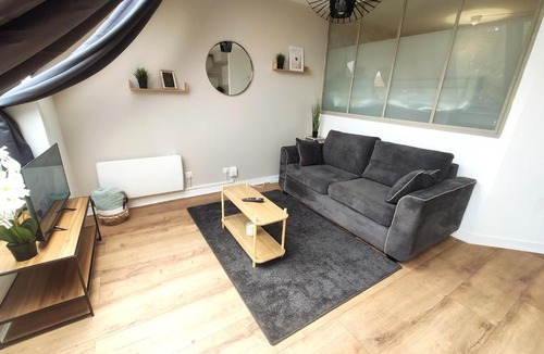 Chelles Apartment | DisneyLand - Paris 20 min - Parking - 6 personnes