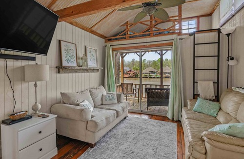 Maurepas Cabin | Dock Holiday - Waterfront/Nature/Hot Tub: Enjoy a cozy getaway!
