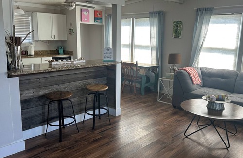 Fort Morgan Pines House | Dog Days on the Bay, Fort Morgan