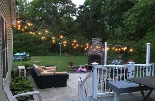 Sagamore Beach House | Dog friendly and spacious just minutes from Scusset Beach