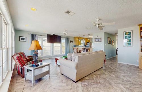 Audubon Place House | Dog-Friendly Oceanside Home with Free WiFi Central AC Private W&D Balcony
