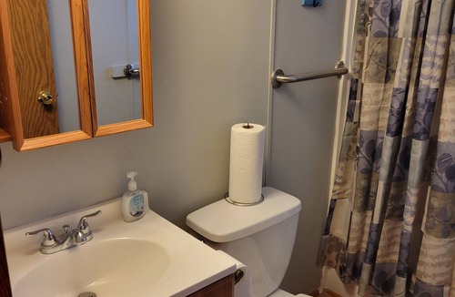Montego Bay Resort | DOROTHY & JANE'S VAC HOME 3 BDRM 2 BATH SLEEPS 8- walk to beach, Northside Park