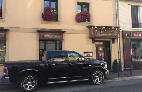 Le Thillay Hotel | Double room-Premium-Ensuite with Bath