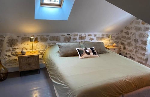Senlis House | Double room with private bathroom