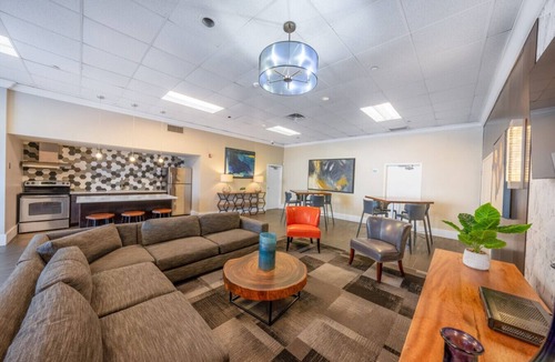 Downtown Minneapolis Apartment | Downtown 1bd Sky Lounge Pool Gym D