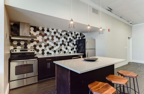 Downtown Minneapolis Apartment | Downtown 1bd Sky Lounge Pool Gym D