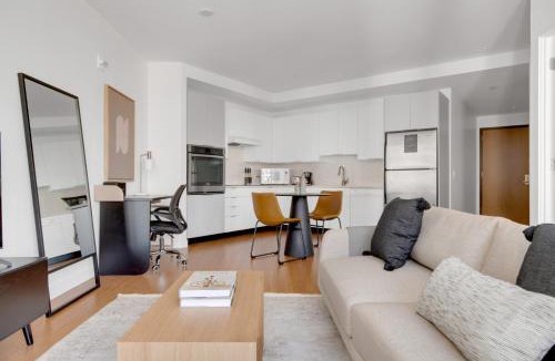 Chinatown Apartment | Downtown 1BR w Gym WD nr S Station BOS-619