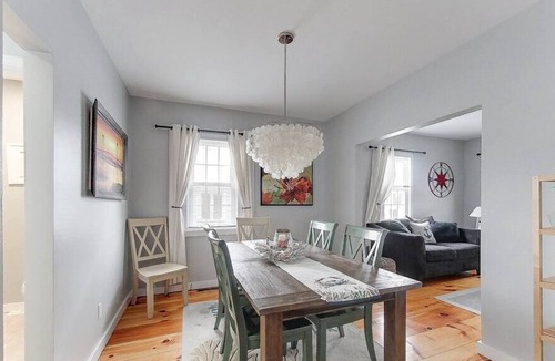 Yachting Village Cottage | Downtown Harbor Dream - Gorgeous Harborside Cottage