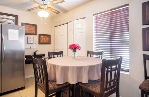 Laughlin House | Downtown Laughlin, Steps to the Casinos & River, Pet Friendly Monthly rental