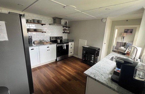 Plymouth Cultural District Apartment | Downtown! Located in the Cultural District - One Block to Yacht Club