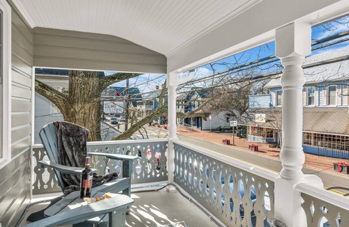 St. Michaels Apartment | Downtown St. Michaels | Porch + Pet-Friendly