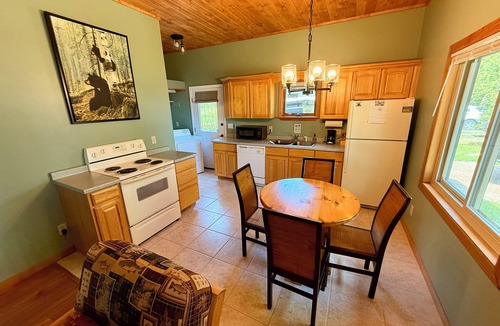 Onamia Cabin | Dreamy Mille Lacs Cabin: Newly remodeled, Designed for Multi Families or Groups