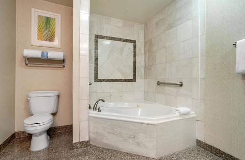 South Baton Rouge Hotel | Drury Inn & Suites Baton Rouge