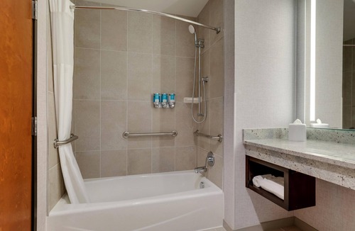 Mobile Hotel | Drury Plaza Hotel Mobile