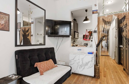 Northwest Apartment | Dupont Circle Studio Near METRO-rail, Pet-Friendly
