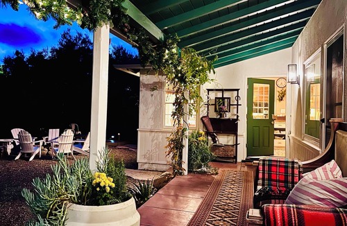 Los Alamos House | Eagle Creek Ranch in Downtown Los Alamos