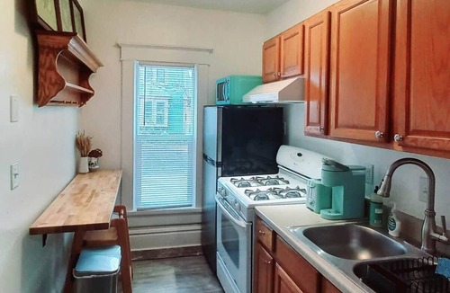 Ames Apartment | Earthvine: Cozy Zen Retreat Pets-OK Downtown-ISU