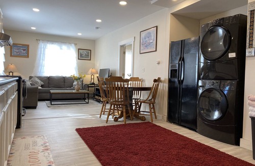 College Hill Apartment | East Side , 5 Minutes to Brown , RISD, Downtown