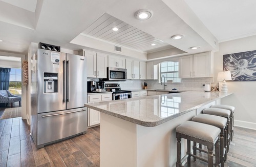Southpointe House | East Side of Updated Gulf Front home with awesome views steps from the beach