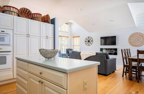 Algonquin House | Eastern Shore Getaway - Cambridge, Maryland