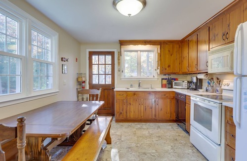 Brewster House | Easy access to private association Cape Cod Bay beach