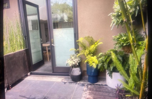 Ocean Park House | ECO Guest House 2 Levels, AC, WiFi, Kitchen, Washer-Dryer, Fridge-Freezer.