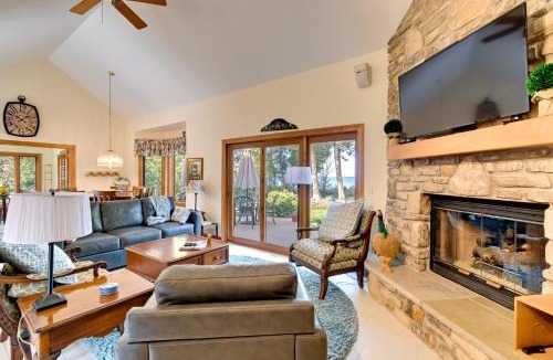 Sturgeon Bay House | Egg Harbor Gem w/High-Speed Fiber WiFi!