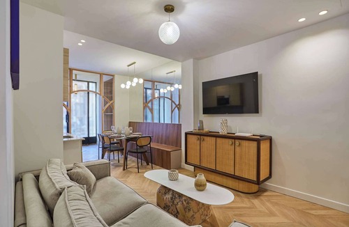 Saint-Vincent-de-Paul Apartment | Elegant apartment with AC - Center of Paris
