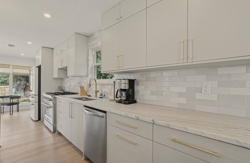 Highlands - Perkins House | Elegant LSU Ave Home near LSU South Gates