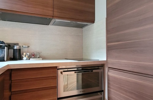 Montmartre Apartment | Elegant Suit in Montmartre by an Architect