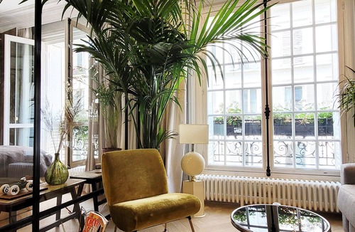 Montmartre Apartment | Elegant Suit in Montmartre by an Architect