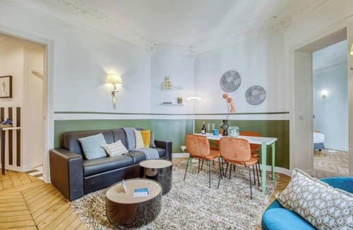 Saint-Vincent-de-Paul Apartment | ELEGANT TWO-BEDROOM APARTMENT NEAR CANAL SAINT-MARTIN
