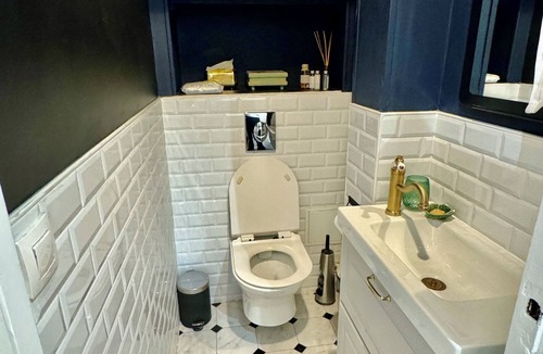 Quartier de Rochechouart Condo | Elegant Unique 2BR Condo 100m² Quiet Luxury with Workspace Central Paris 9