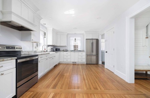Ocean Drive House | Ella's Captain Quarters