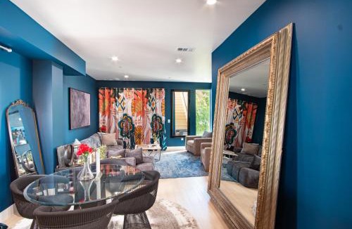 Toluca Lake House | Emerald Garden at Case Collective