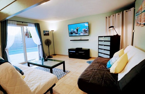 Leucadia House | Encinitas - The Leucadia Beach Grotto - Pet-Friendly & Steps to Everything!