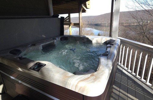 Mountainside House | Endless Lake Views | Hot Tub + Game Room