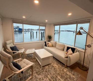 North End House | Endless Summer Oceanside Views