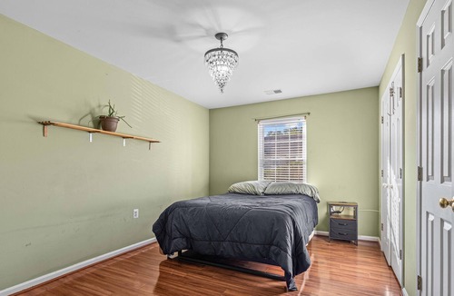 Manassas Apartment | Entire Condo Oasis in Old town Manassas