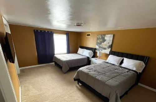 Mobile House | Entire Residential House near I65 Minutes from DT Mobile