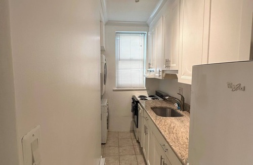 Dupont Circle Apartment | Entire-studio near Dupot Cir