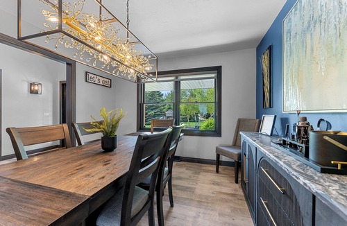 Kewaunee House | Epic Lake Michigan Bluff Home 2-Acre + Heated Pool
