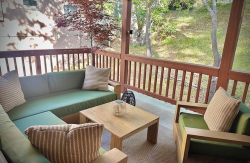 Lake Arrowhead Ski Chalet | EPIC VIEWS/SAUNA/GYM/SPEAKEASY/COLD PLUNGE/LUX/BOTIQUE CHALET