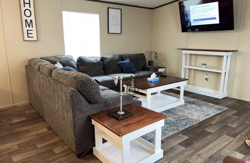 Poplarville House | Escape to Cozy Bliss: Your Charming Vrbo Retreat Awaits!