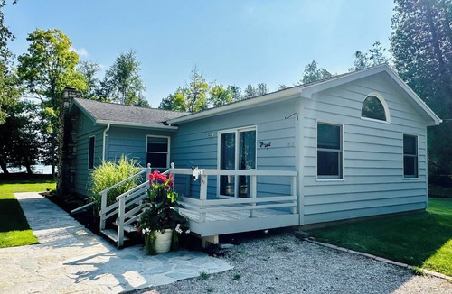 Gills Rock House | Europe Lake Private Lakeshore Guest House